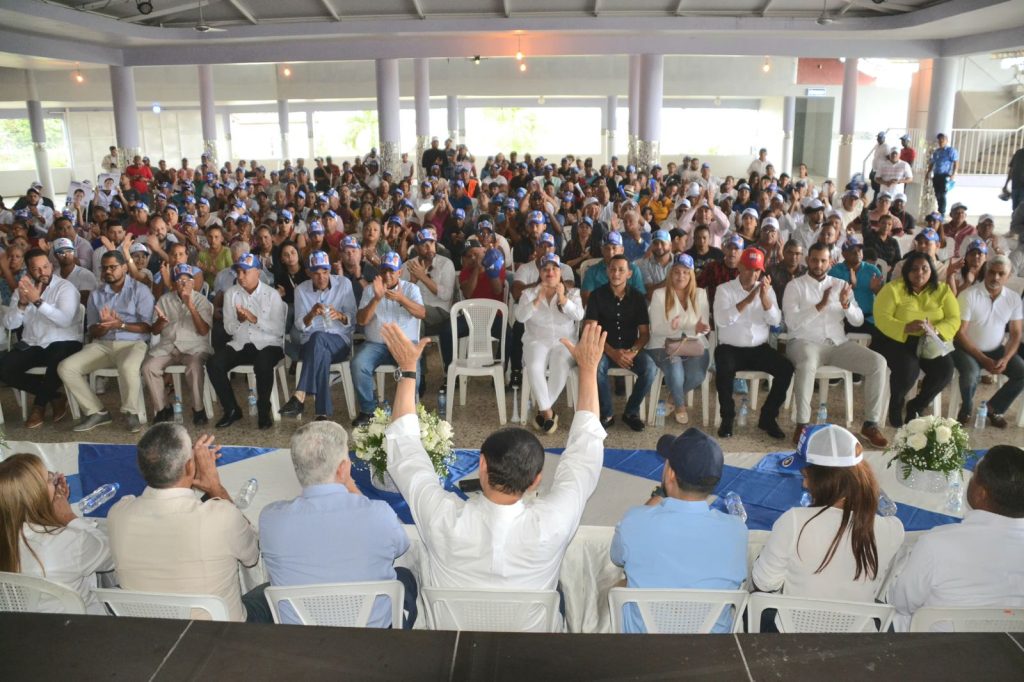 Daniel Rivera promete gestionar proyectos en beneficio de San José de las Matas Daniel Rivera promete gestionar proyectos en beneficio