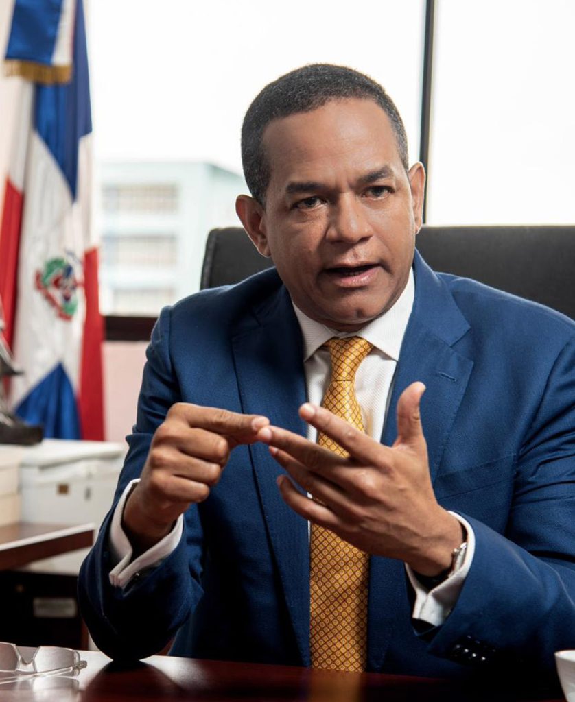 Julio Cesar Valentin eljacaguero 1