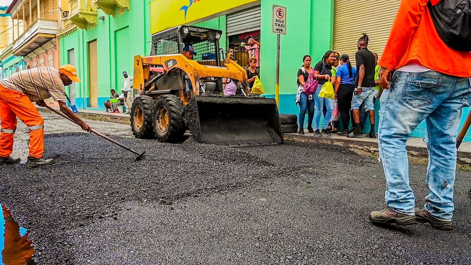 asfaltado en calles de santiago eljacaguero