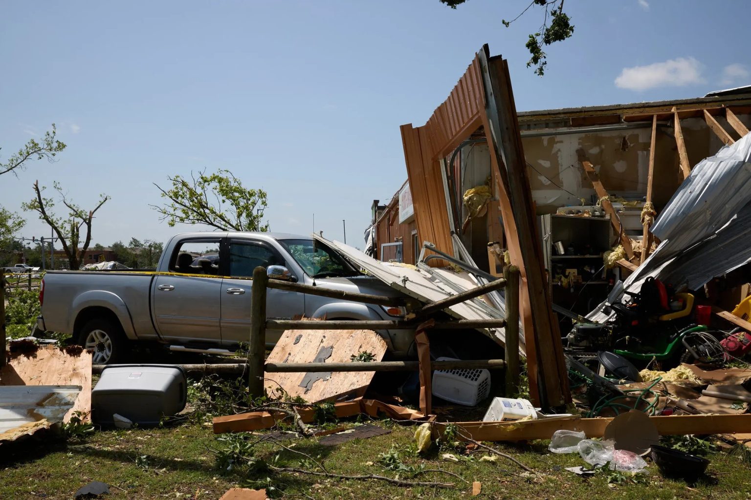 tornado devasta una ciudad de Arkansas eljacaguero