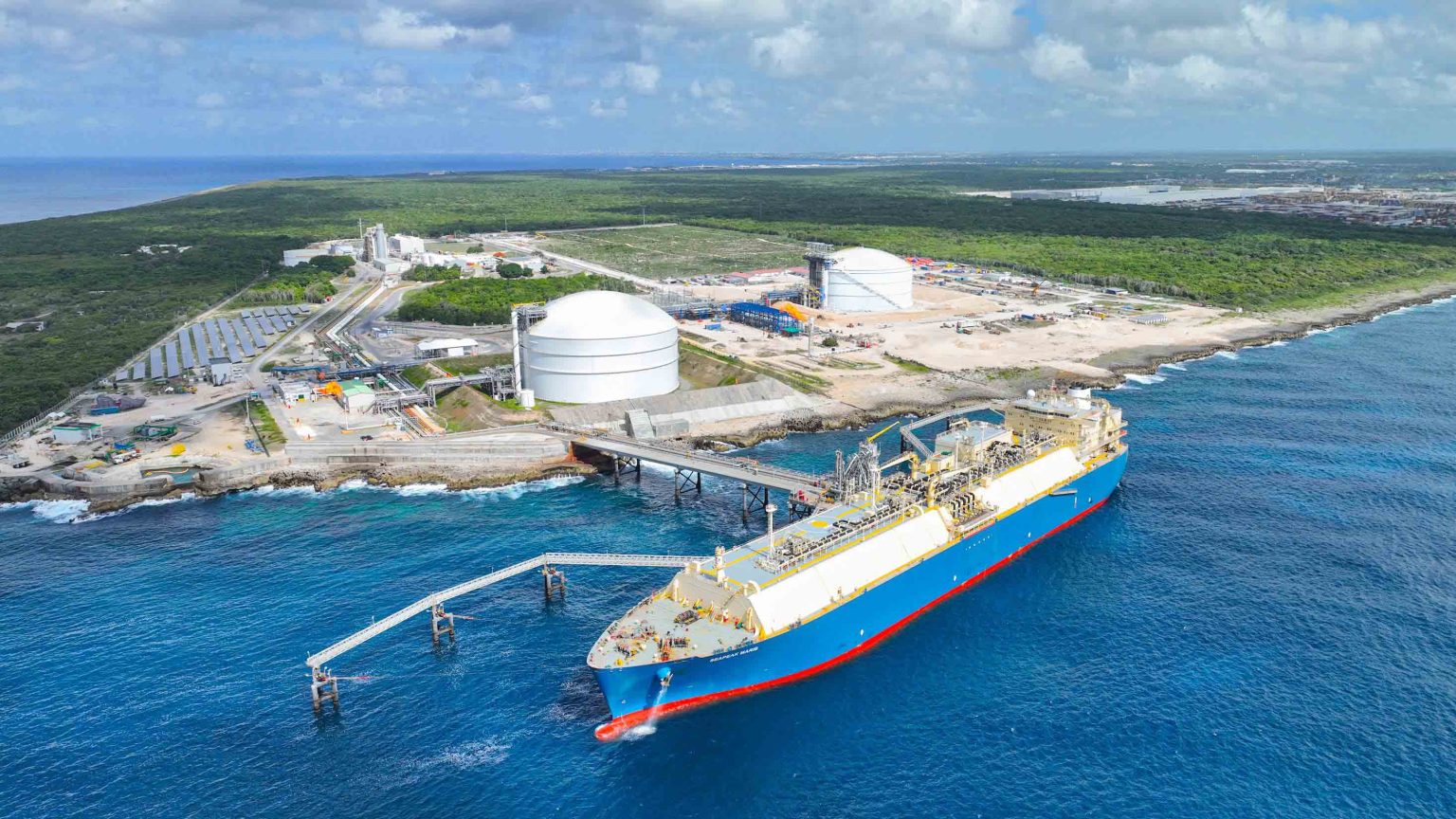 AES Dominicana y ENADOM finalizan integracion de sus dos infraestructuras de gas