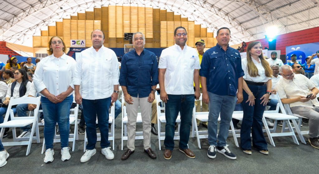 Banreservas realiza en San Cristobal su cuarta jornada Bancarizar es Patria