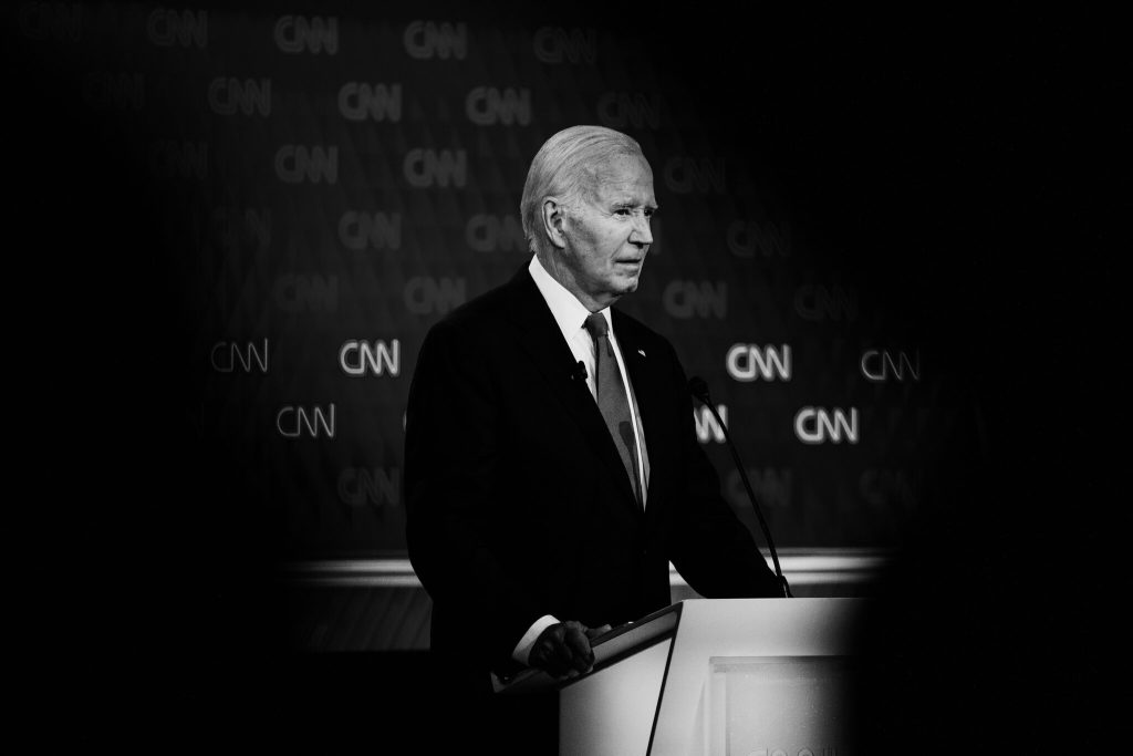 Biden debería poner fin a su candidatura por el bien de la democracia estadounidense Biden deberia poner fin a su candidatura por el bien de la democracia estadounidense