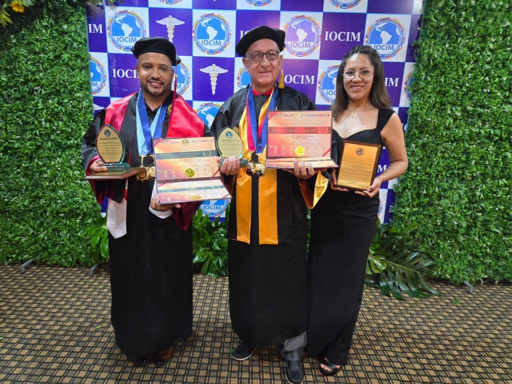 Johan Rosario primer tamborileno en recibir titulo internacional de Doctor Honoris y Causa en Honduras