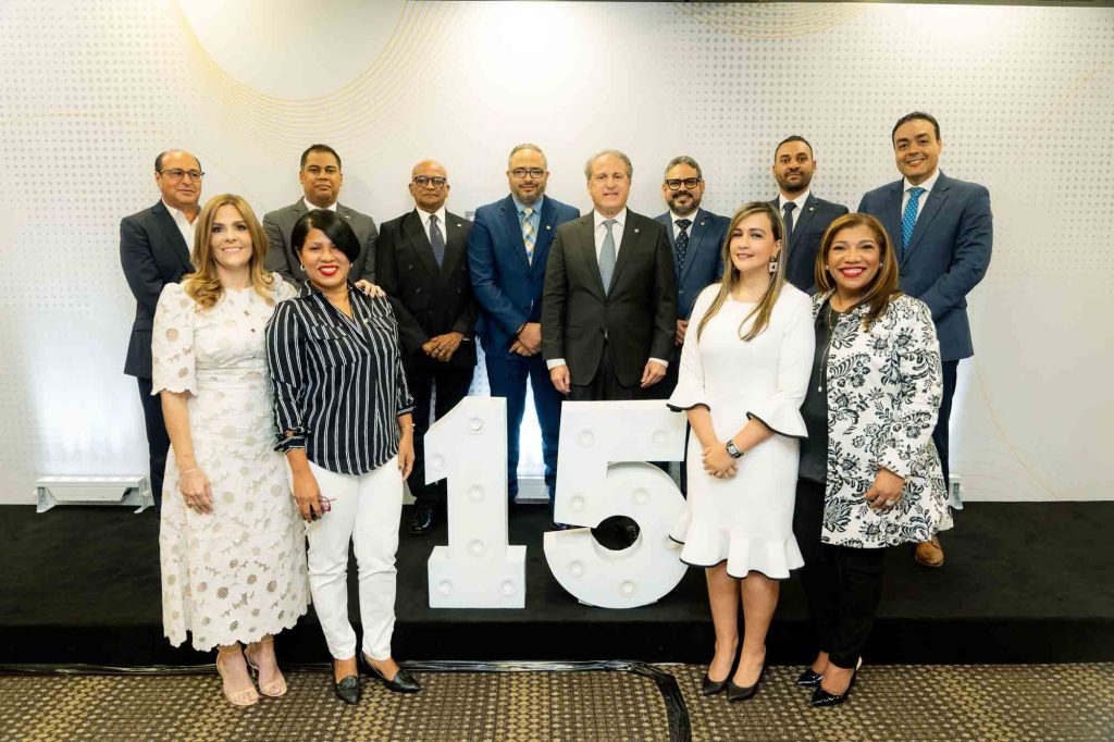 APAP celebra su 62 aniversario reconociendo a sus colaboradores