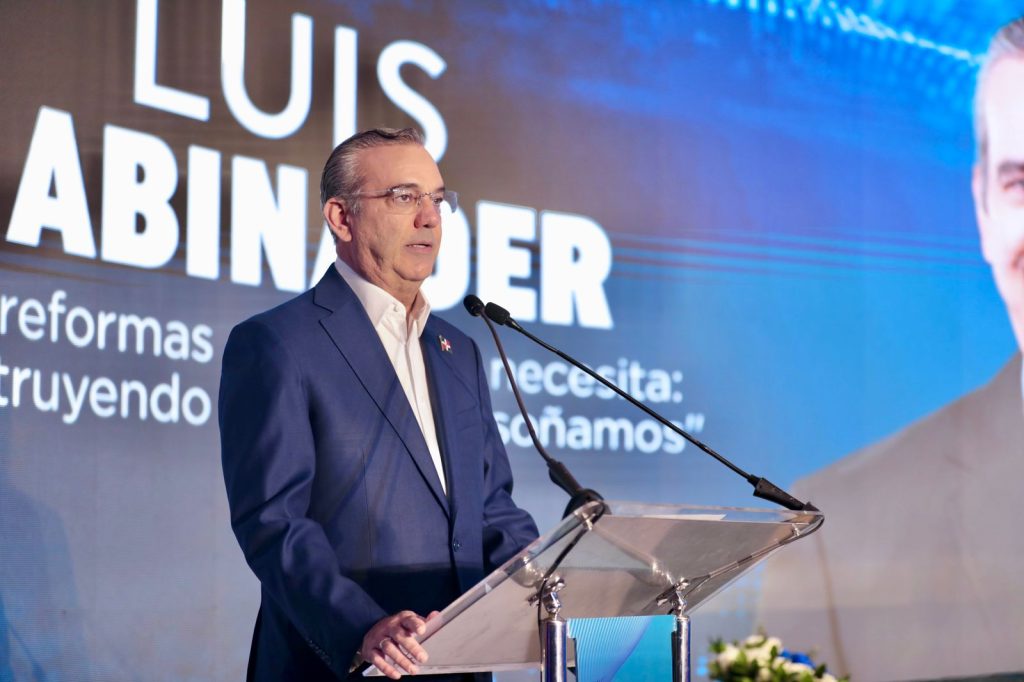 Presidente Abinader asegura que la reforma constitucional provocará una democracia estable Abinader asegura que la reforma constitucional provocara una democracia estable