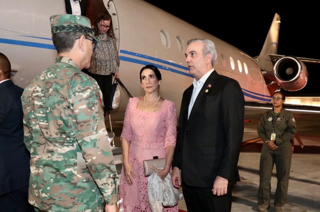 Abinader regresa de Panama tras asistir a toma de posesion de Jose Raul Mulino Quintero e1719890337134