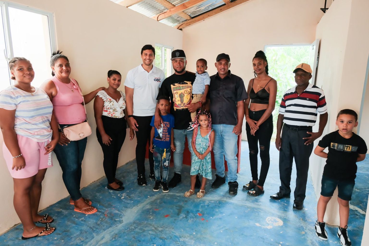 Fundacion GBC entrega vivienda a familia de escasos recursos en Villa Mella Santo Domingo Norte