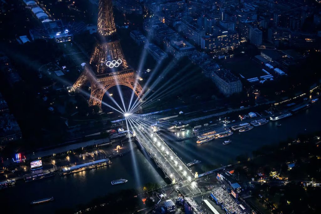 Juegos Olimpicos de Paris con el Sena y la torre Eiffel como protagonista