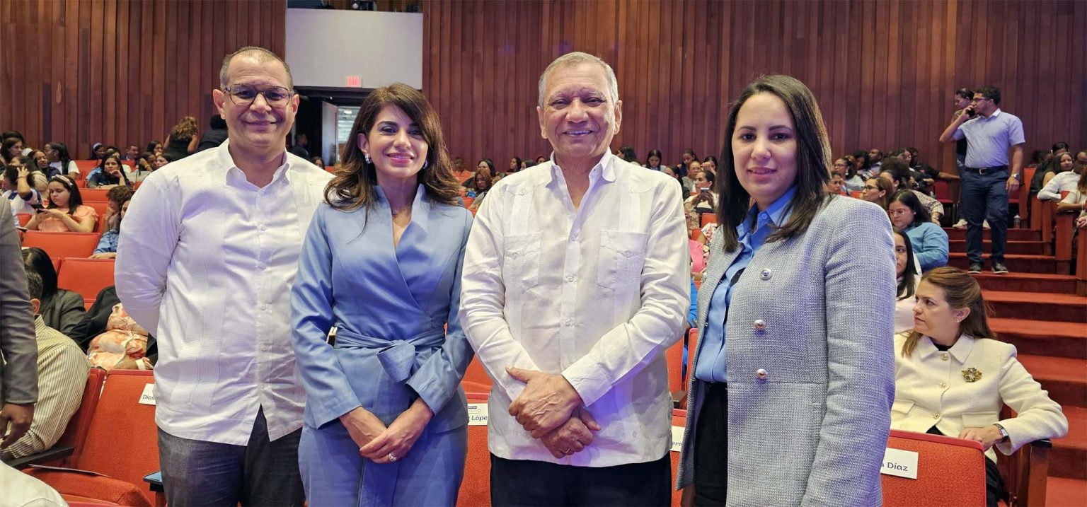 Leonardo aguilera en Congreso Internacional sobre Autismo en Santiago