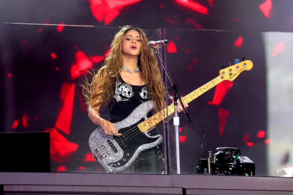 Shakira en la final de la Copa America1