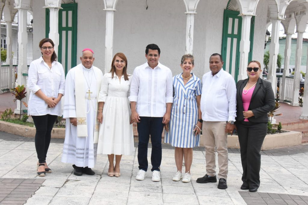 Turismo inicia trabajos de reconstruccion de calles del casco urbano en San Felipe de Puerto Plata