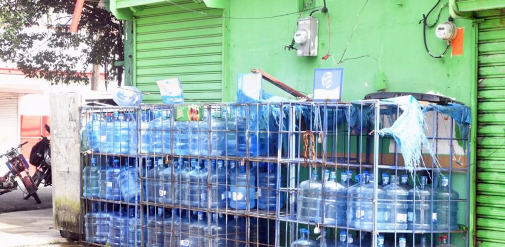 botellones de agua republica dominicana expuesto al sol