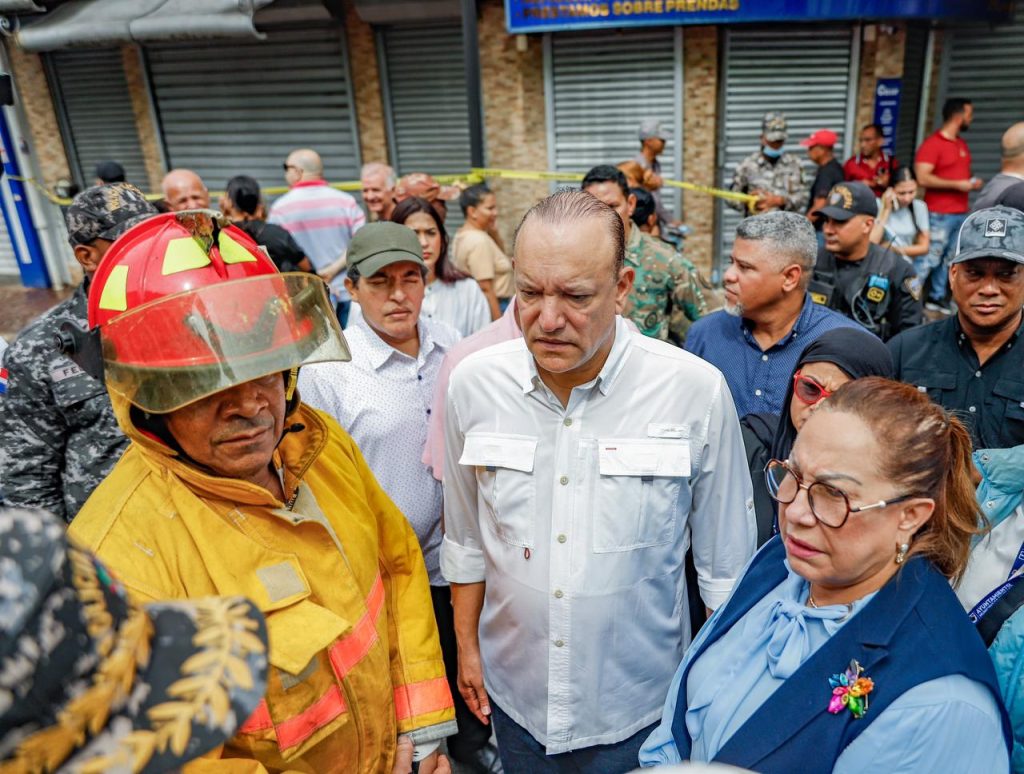 Alcalde Rodriguez lamenta danos por incendio en Mercado Modelo