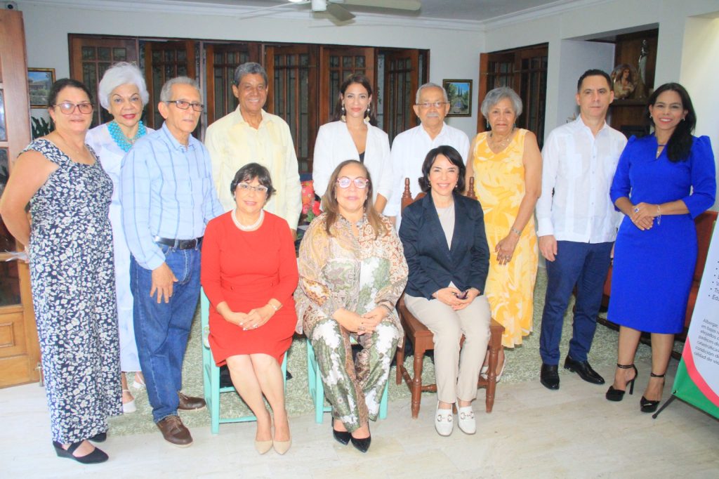 Fundacion Sendero de Amor inaugura nuevo hogar de acogida en Santiago1