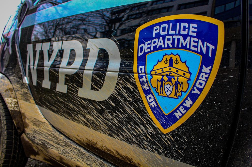 Policia se suicida en Alto Manhattan