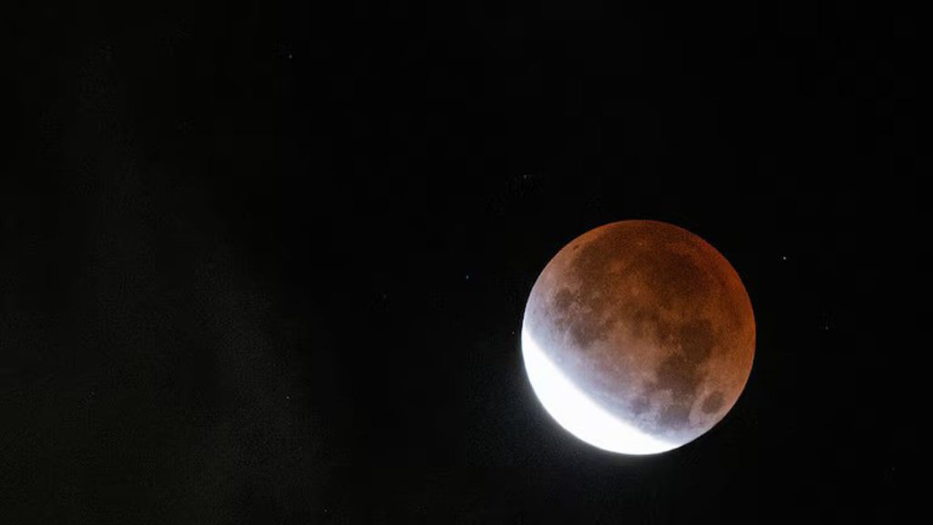 Eclipse con Superluna eljacaguero