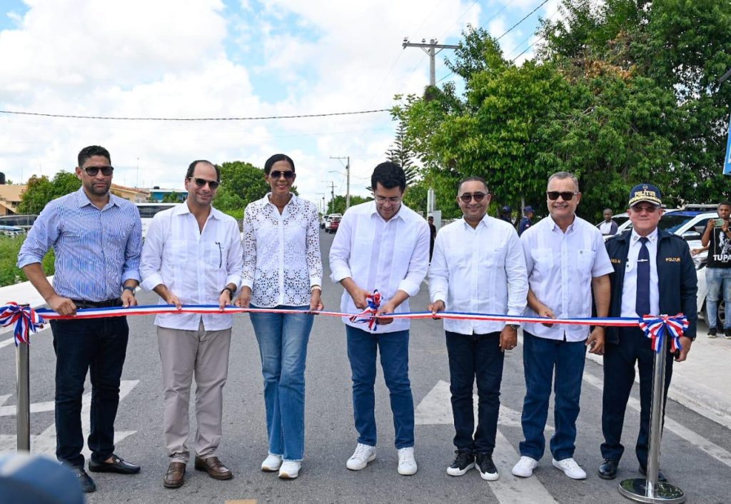 Inauguaracion calle Pastor Dominguez