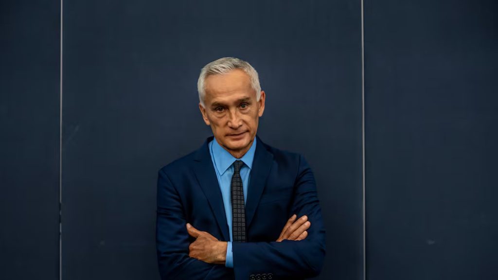 Jorge Ramos se despide de Univision tras 40 anos como la voz lider de los latinos