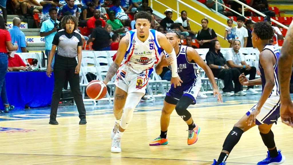 Omar Silverio anota 25 puntos en la primera victoria de San Lázaro Omar Silverio anota 25 puntos en la primera victoria de San Lazaro