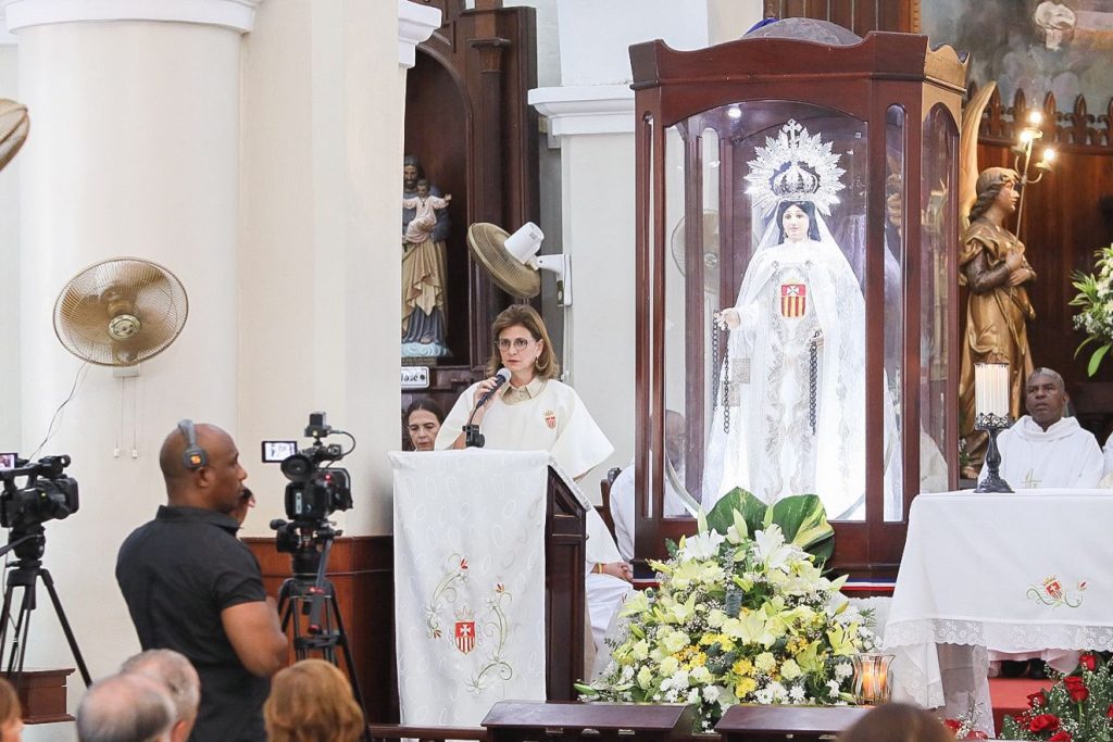 Raquel Pena asiste a celebraciones en el Santo Cerro por el Dia de Las Mercedes