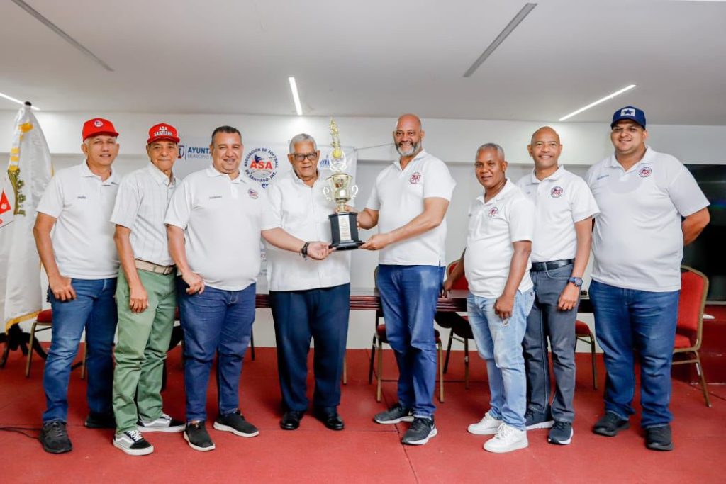 ASA inicia Tercer Torneo de Softbol Molinete Sub 23 en Santiago con la Copa Alcaldia de Santiago