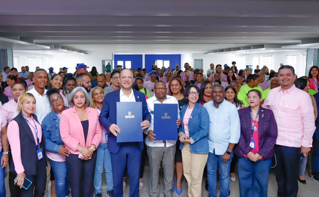 Alcaldía de Santiago firma acuerdo con el Instituto Oncológico del Cibao para la prevención del cáncer Alcaldia de Santiago firma acuerdo con el Instituto Oncologico del Cibao para la prevencion del cancer
