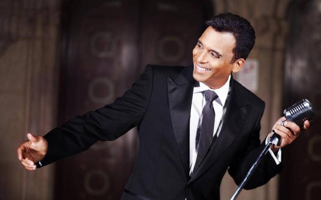 Artista cubano Jon Secada