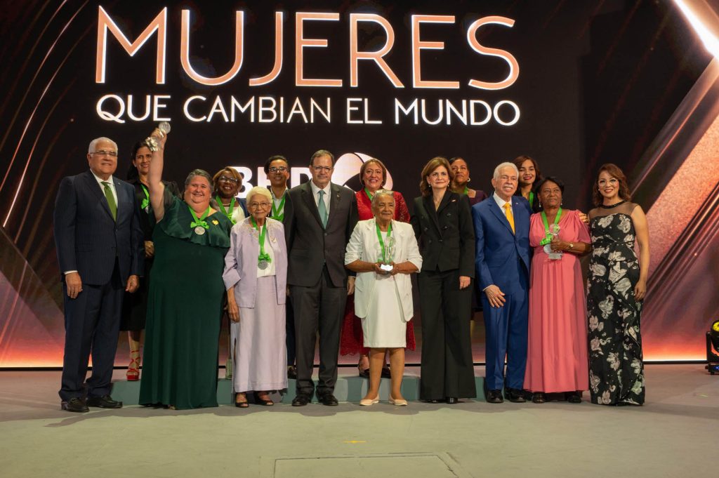 Banco BHD celebra novena edicion del Premio Mujeres que Cambian el Mundo