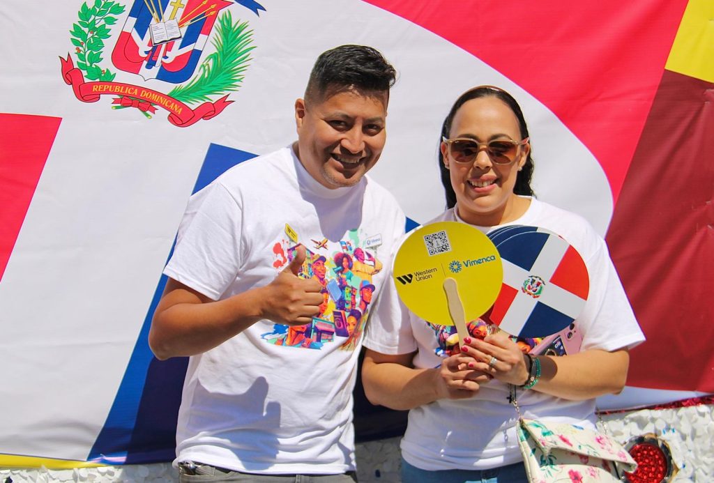 Julio Sanchez y Alejandra De Los Santos ejecutivos de la empresa