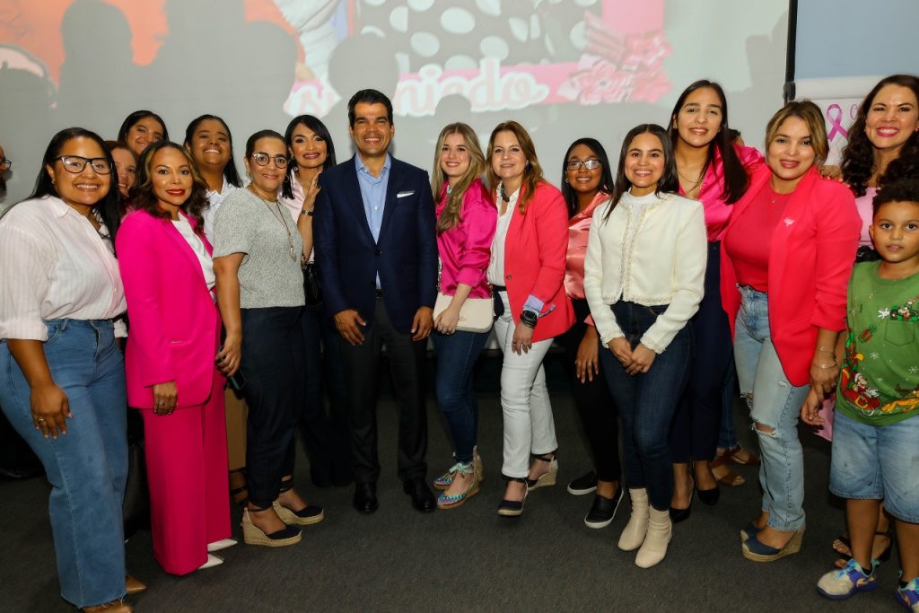 Mujer fuerza y prevencion Autocuidado y amor propio contra el cancer se celebra en la UASD