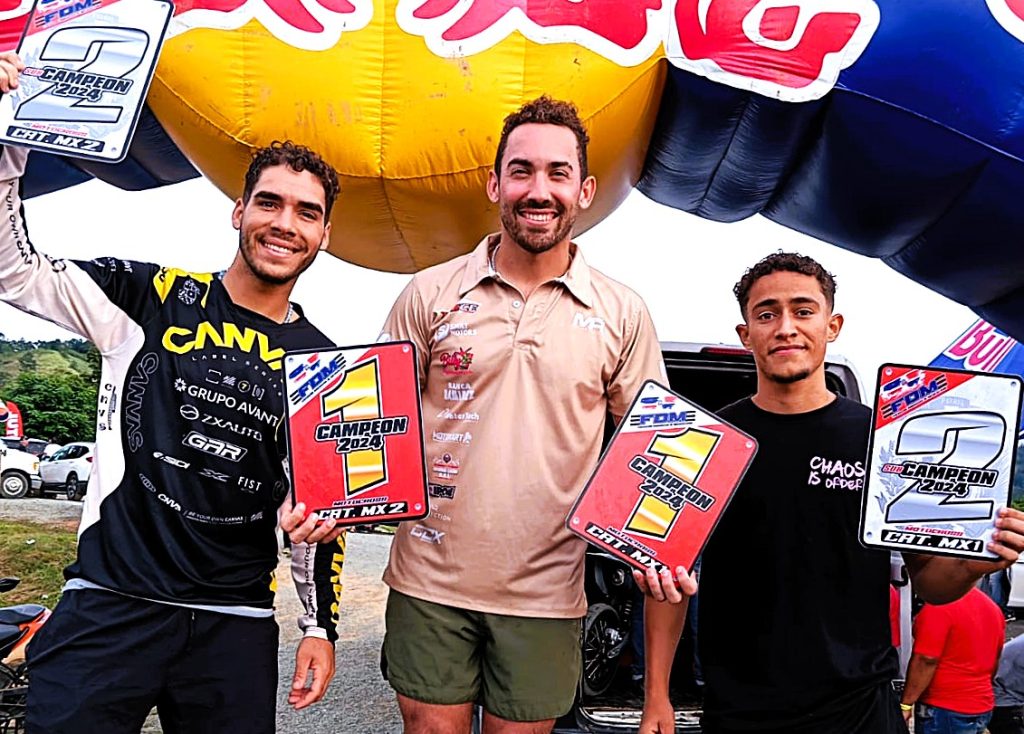 1 Darnell Lantigua subcampeon MX 1 para expertos Franklin Nogueras campeon de M1 y MX 2 Jefrey Taveras segundo MX 1 expertos