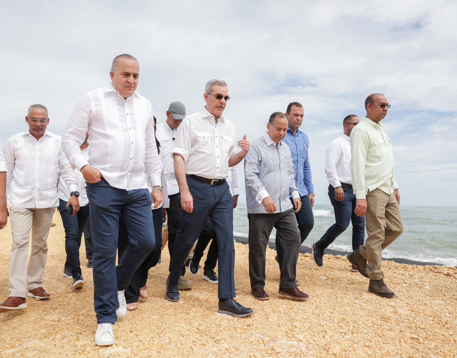 Abinader presenta soluciones integrales en Nagua para impulsar el desarrollo local1