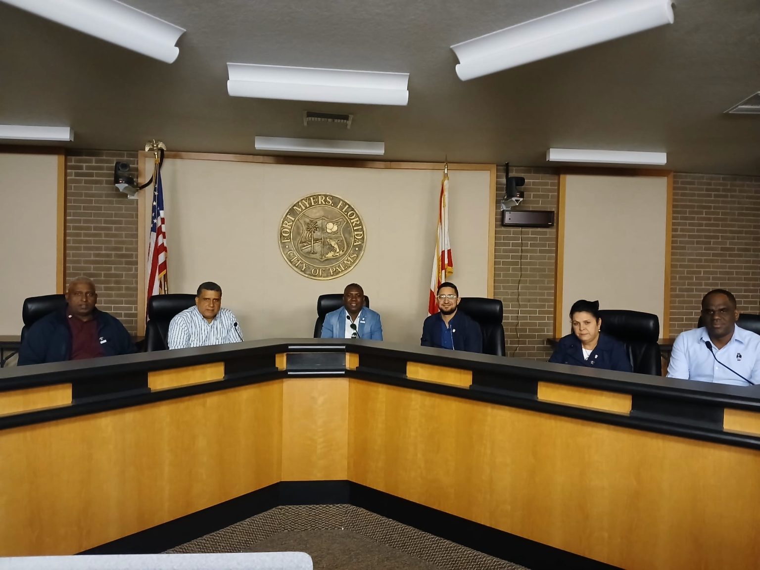 Alcaldias de Santiago y Fort Myers firman acuerdo de cooperacion en aseo urbano y seguridad municipal 5