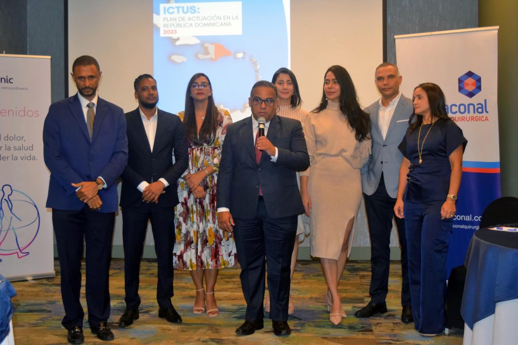 Alianza por el Stroke: Presentan propuesta para crear una red nacional que salve vidas en la República Dominicana Amaurys Garcia Isidro de Leon Edwina Luna Luis E. Suazo Rossy Taveras Cristina Ramos Cosme Villaman y Yajaira Franco