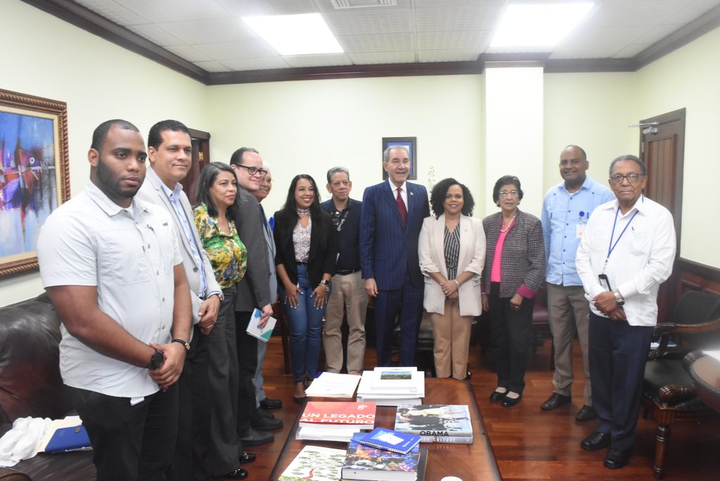 MESCyT se encuentra listo para ofrecer los servicios de legalización de documentos de manera automática y digital DSC 5371 2