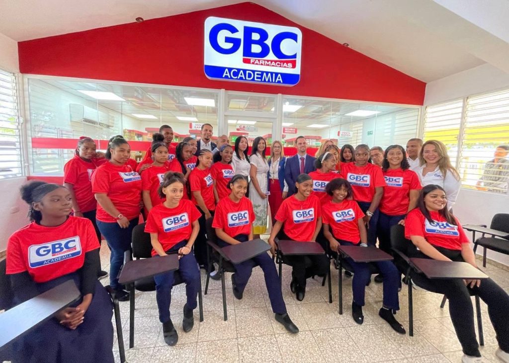 GBC Farmacias inaugura Academia GBC en Monte Plata para formar a futuros tecnicos en farmacia1