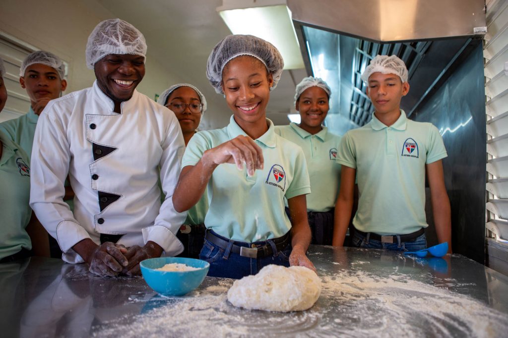 Grupo Puntacana celebra su 55 aniversario con proyección de crecimiento sostenido y compromiso con la innovación Grupo Puntacana celebra su 55 aniversario con proyeccion de crecimiento sostenido y compromiso con la innovacion