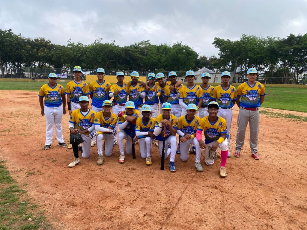 Máximo Grullón sale triunfante en Torneo Fundación Guzmán Villalona  IMG 20241112 WA0074