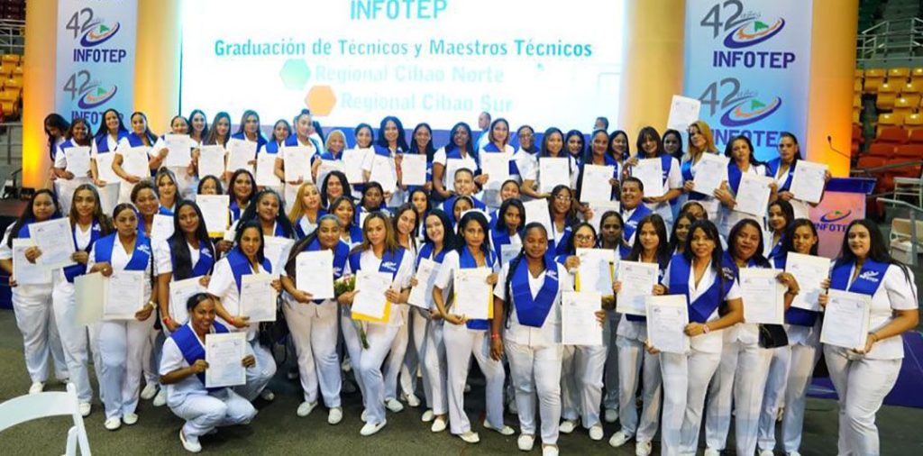 INFOTEP entregara titulos a 335 profesionales capacitados en enfermeria