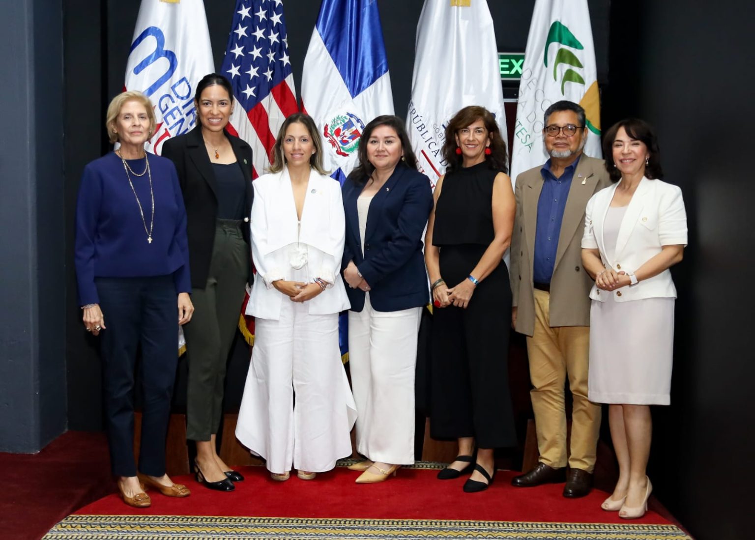 Ingrid Gonzalez de Rodriguez Melany Rodriguez Gonzalez Patricia Aguilera Magdalena Mieri Carlos Andujar y Mariana Moreno