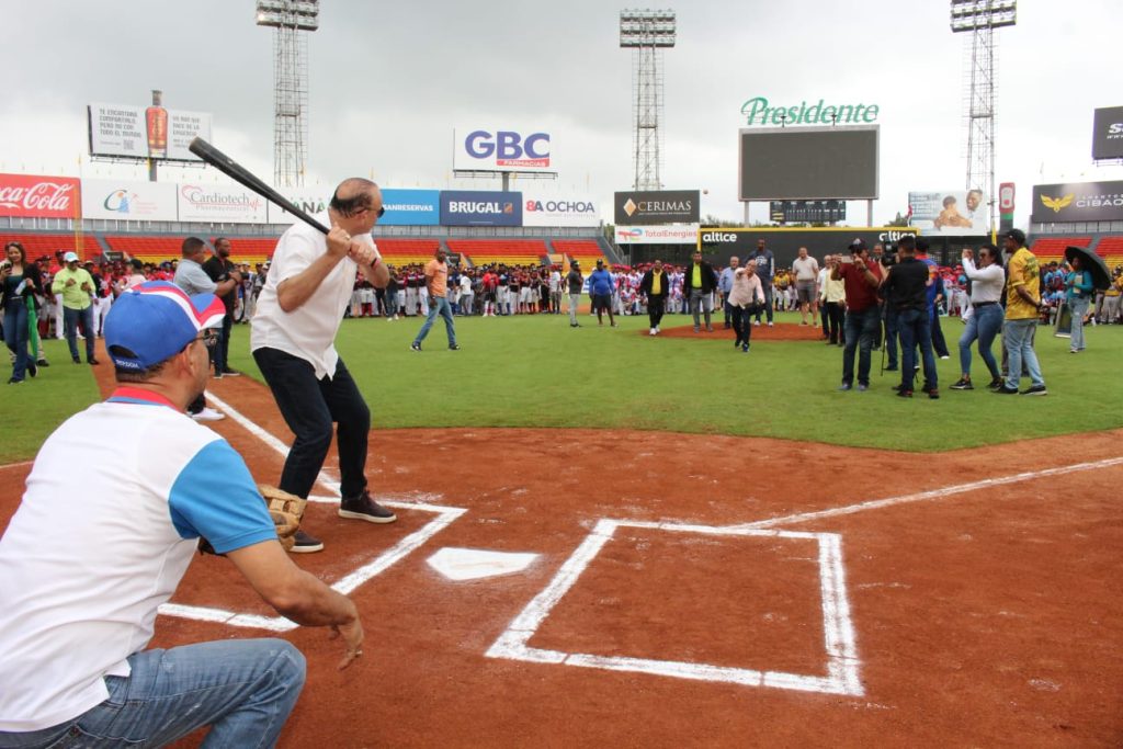 Ulises rodriguez el bateador de honor