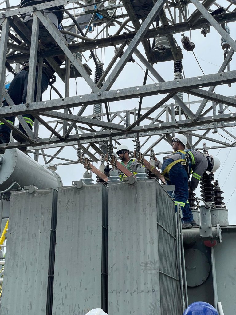 EDENORTE mejora infraestructura energética con nuevo transformador en Yásica, Puerto Plata transformador en Yasica