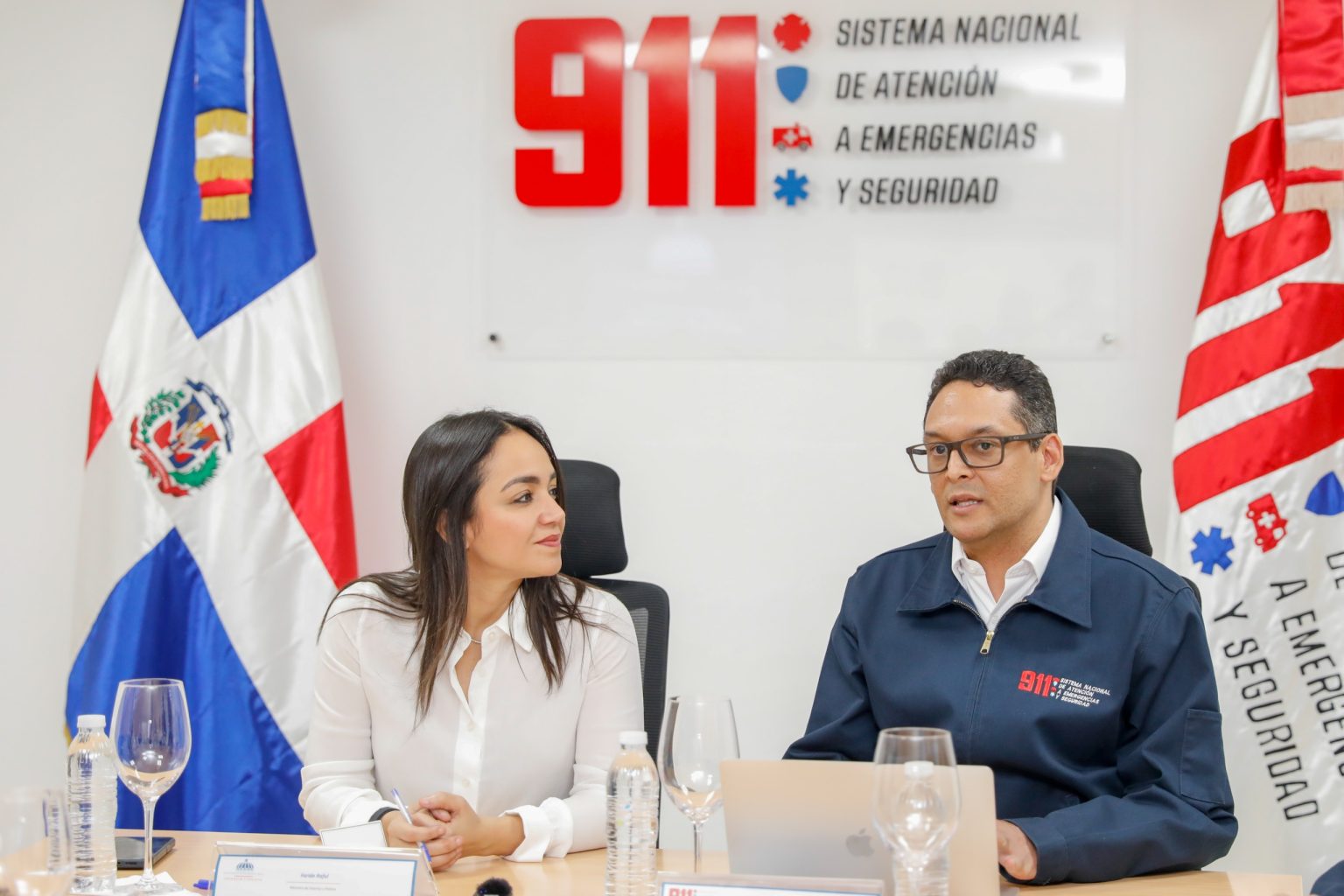 Ministra de Interior y Policia conoce innovaciones tecnologicas del 911