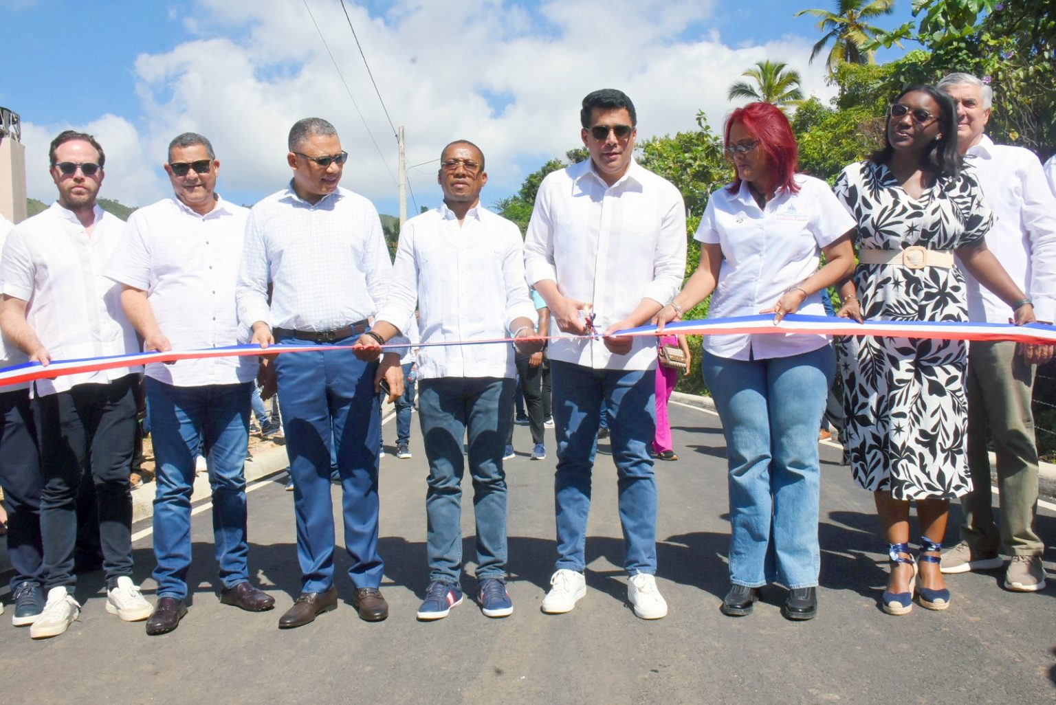 David Collado entrega obras en Arroyo Barril