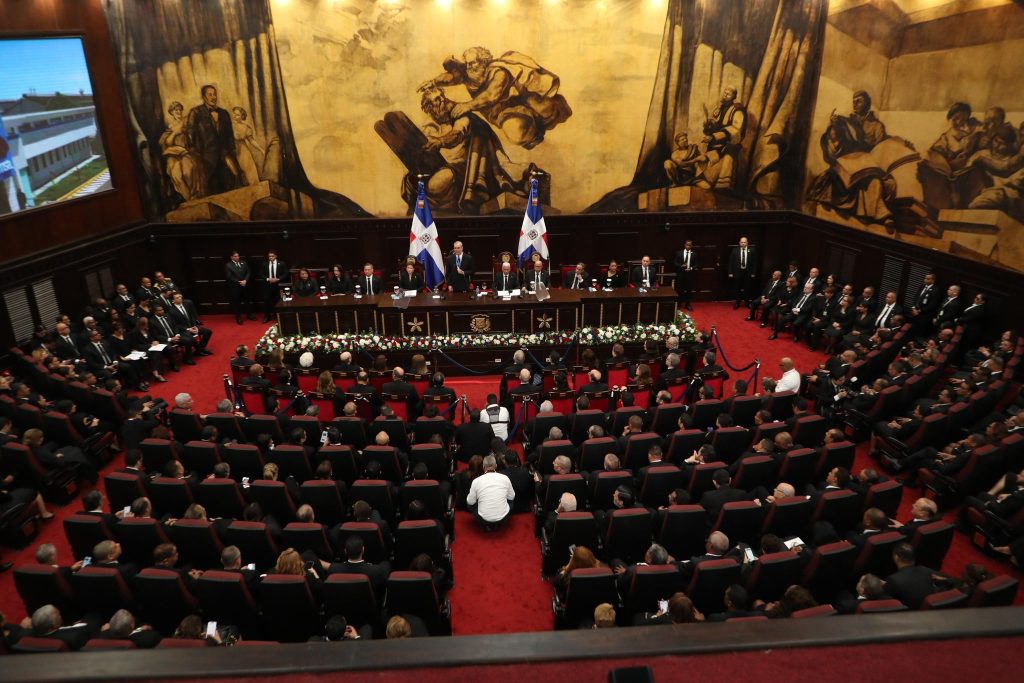 Abinader destaca progresos en agua potable y vivienda en su discurso de Rendicion de Cuentas