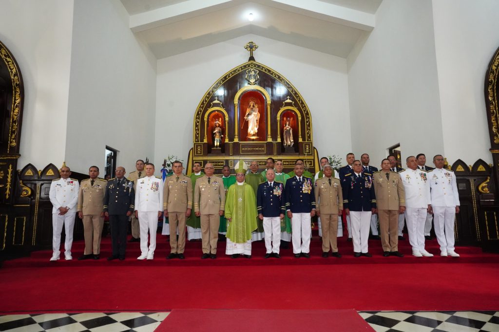 Fuerza Aerea de Republica Dominicana celebra su 77 aniversario con actos conmemorativos y graduaciones1