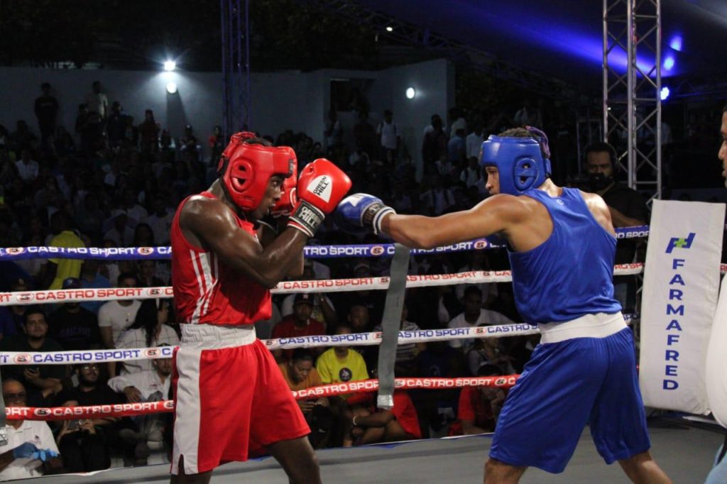 Junior Alcantara Asegura Plata y Avanza a la Final en la Copa Independencia de Boxeo