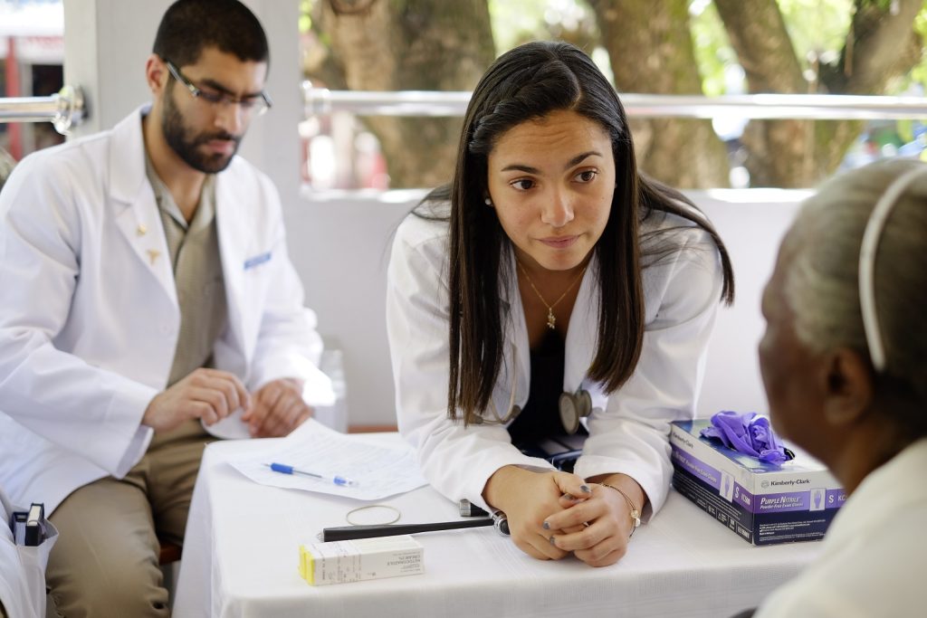 Medicina de INTEC fue reacreditada por la acreditadora CAAMP HP