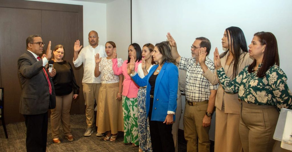 Vianna Khoury en la Sociedad Dominicana de Reumatologia